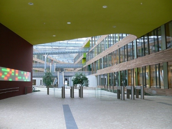 نمای داخلی ساختمان فدرال محیط زیست آلمان